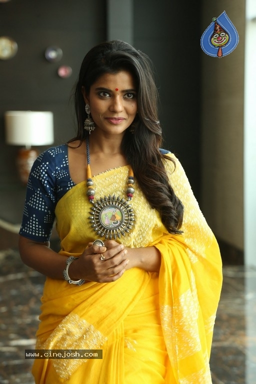 Actress Aishwarya Rajesh Stills - 10 / 14 photos