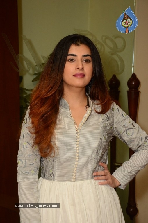 Actress Archana HD Photos and Wallpapers May 2023 - Gethu Cinema
