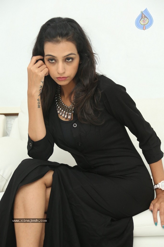 Actress Bhakti Stills - 45 / 105 photos