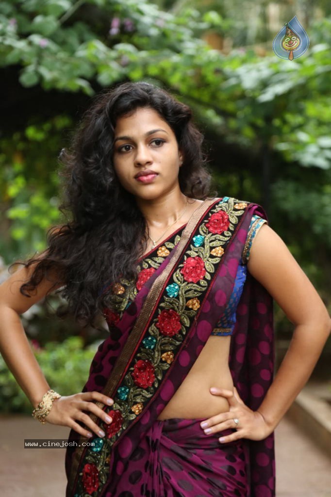 Actress Chaitra Hot Stills - 17 / 152 photos