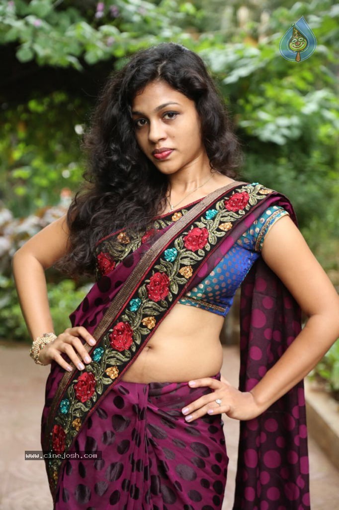 Actress Chaitra Hot Stills - 18 / 152 photos