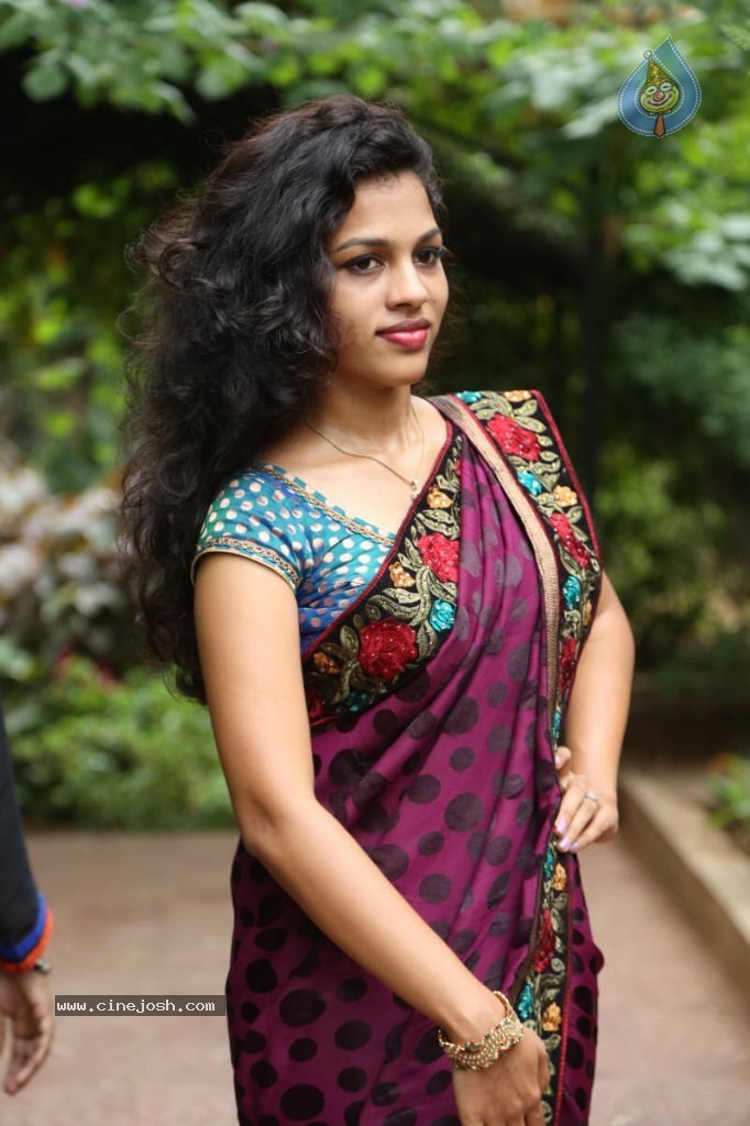 Actress Chaitra Hot Stills - 52 / 152 photos