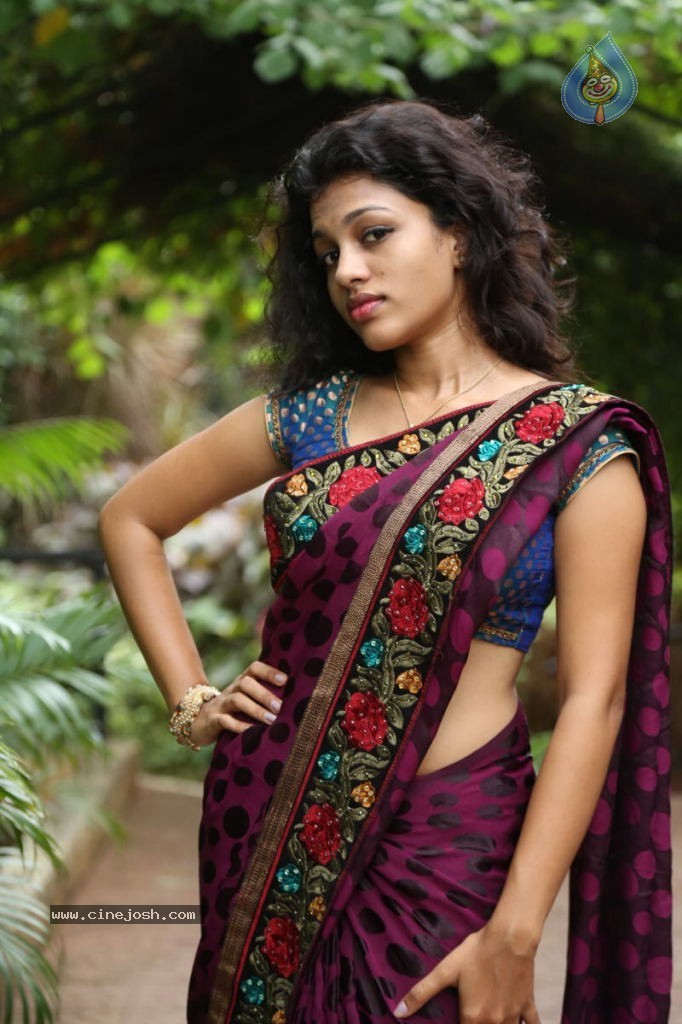 Actress Chaitra Hot Stills - 88 / 152 photos