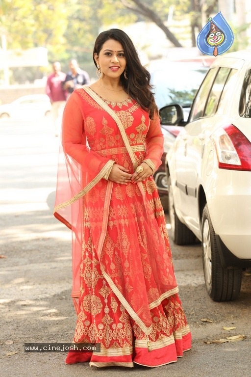 Actress Diana Champika Latest Stills - 2 / 20 photos