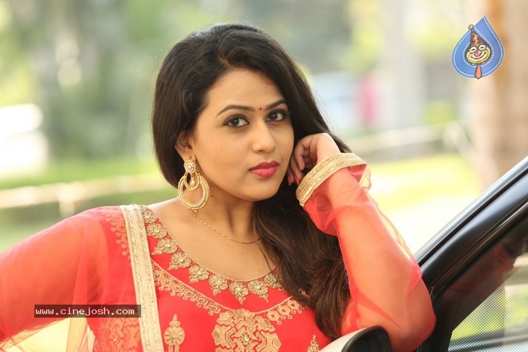 Actress Diana Champika Latest Stills - 9 / 20 photos