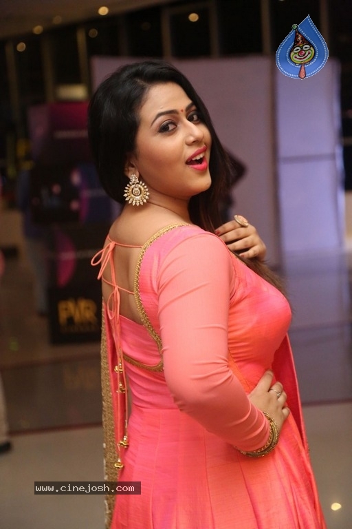 Actress Diana Champika Photos - 5 / 21 photos