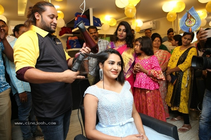 Actress Himaja Inaugurates BeYou Salon at Suchitra - 15 / 20 photos