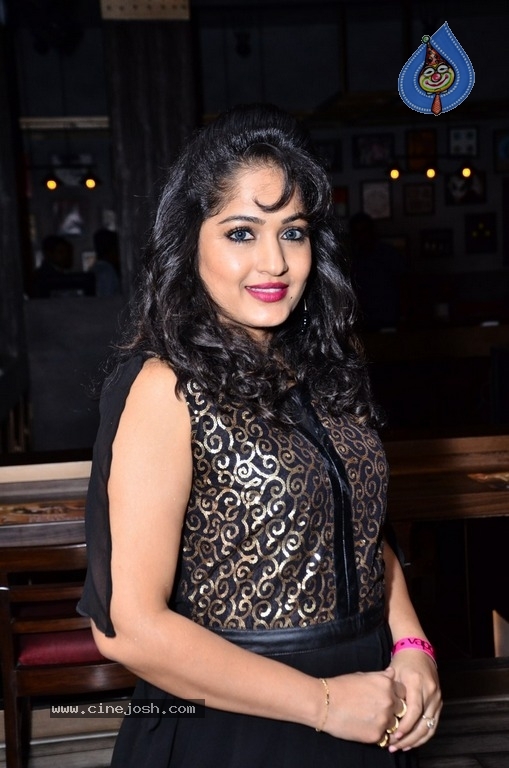 Actress Madhavi Latha Photos - 7 / 12 photos