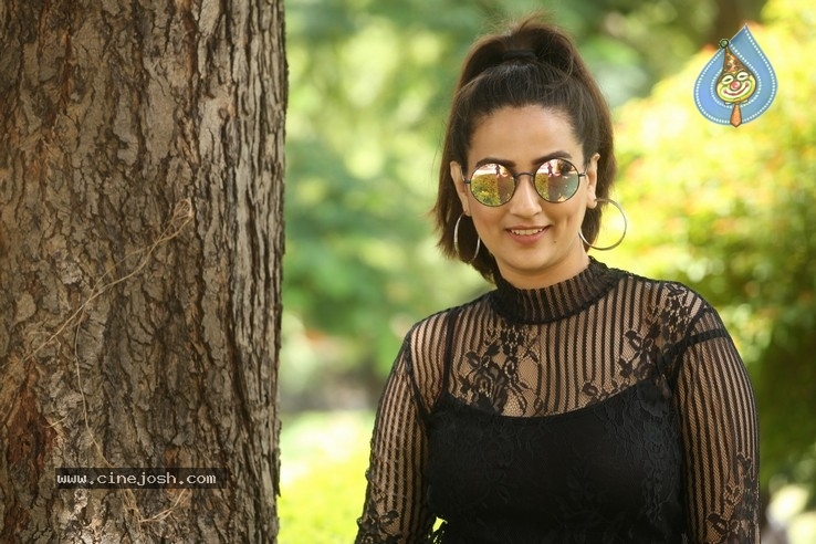 Manjusha Stills - 19 / 21 photos