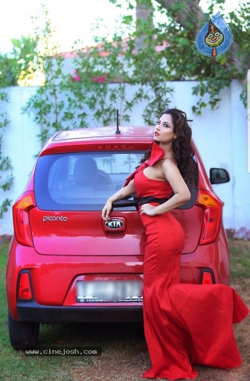 Actress Nazma Sultana Stills - 14 / 18 photos