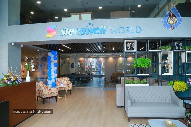 Actress Nikita Launches Sleepwell world Retail Showroom  - 19 / 29 photos