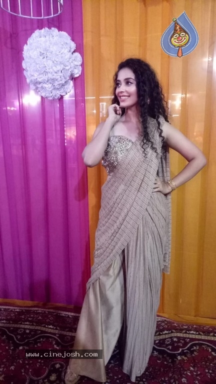 Actress Payal Wadhwa Stills - 7 / 12 photos