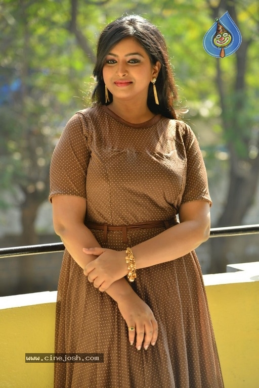 Actress Poorni Latest Stills - 10 / 16 photos