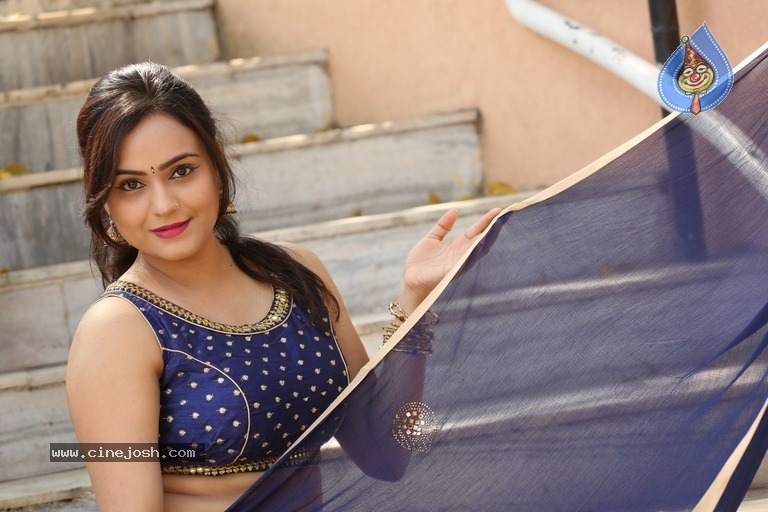 Actress Priyansha Dubey Stills - 27 / 31 photos