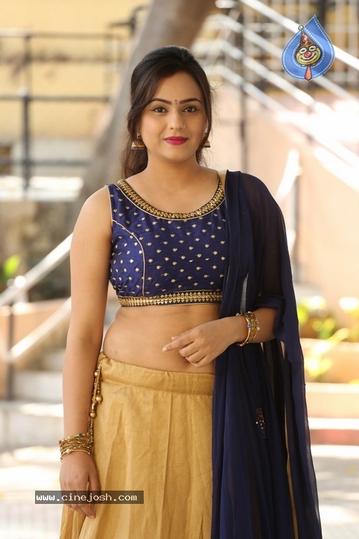 Actress Priyansha Dubey Stills - 28 / 31 photos