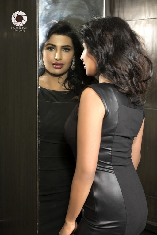 Actress Rajshri Ponnappa Photos - 24 / 27 photos