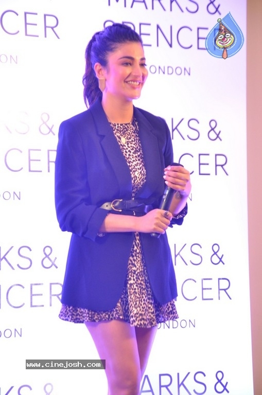 Shruti Haasan at Marks And Spencer Store launch - 5 / 21 photos