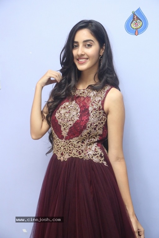 Actress Simrath New Photos - 12 / 14 photos
