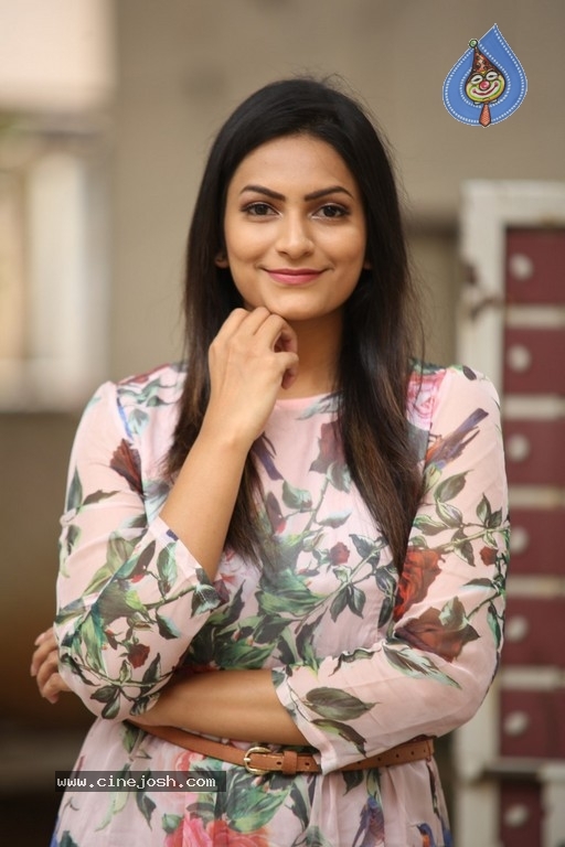 Actress Swetha Varma Photos - 1 / 15 photos