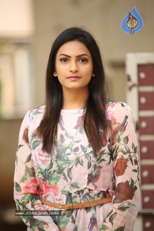 Actress Swetha Varma Photos - 4 / 15 photos