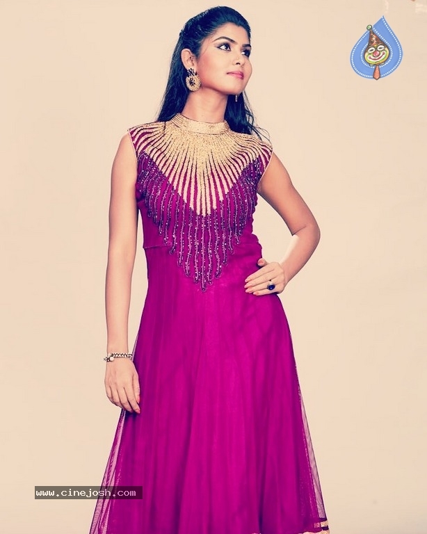 Actress Ubasna RC Photos - 8 / 12 photos
