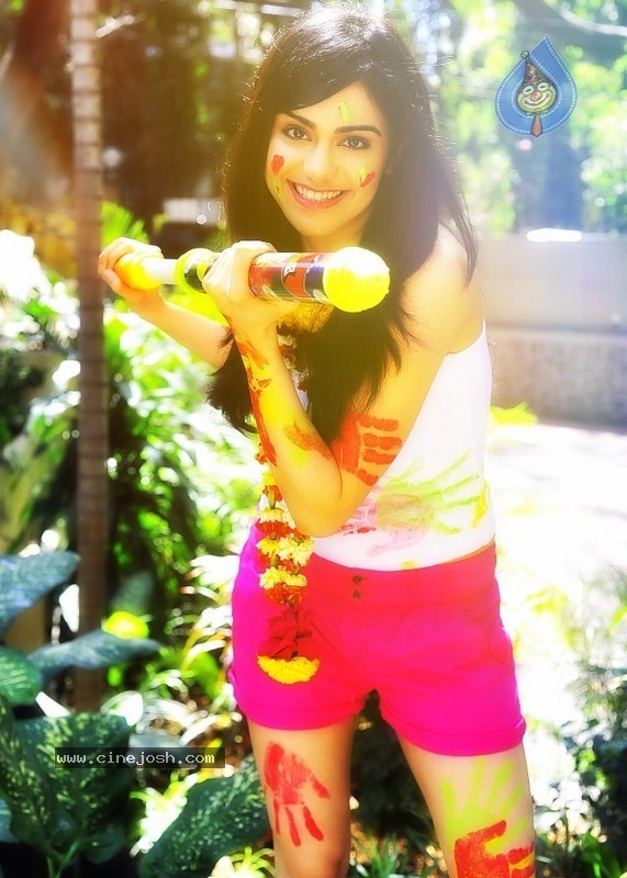 Adah Sharma Celebrates Holi - 4 / 4 photos