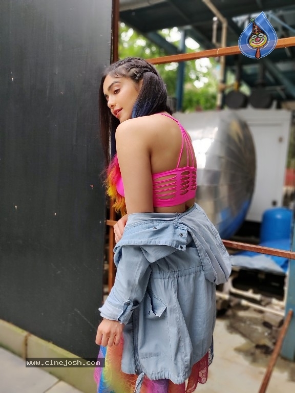 Adah Sharma Gallery - 6 / 9 photos