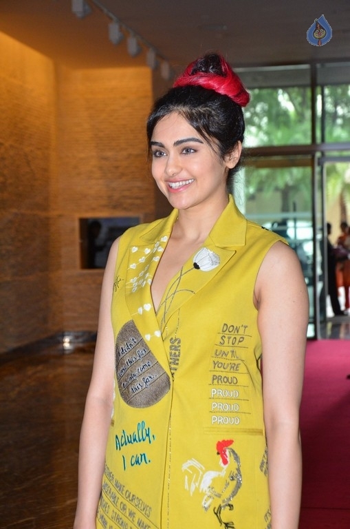 Adah Sharma Gallery - 16 / 38 photos