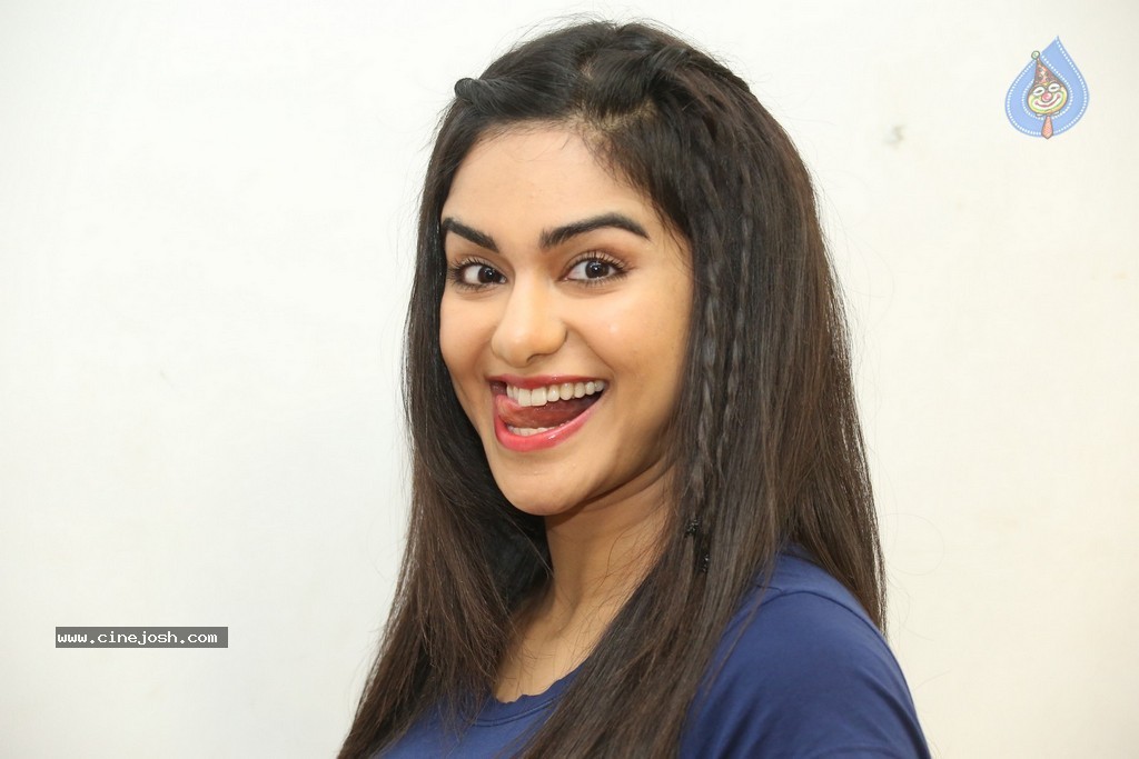 Adah Sharma Latest Gallery - 33 / 110 photos