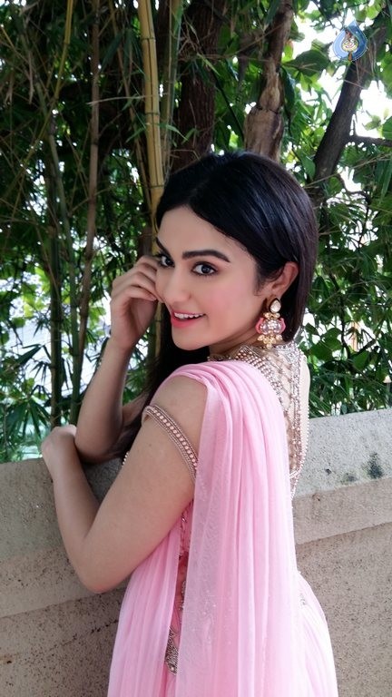 Adah Sharma Latest Photos - 7 / 20 photos