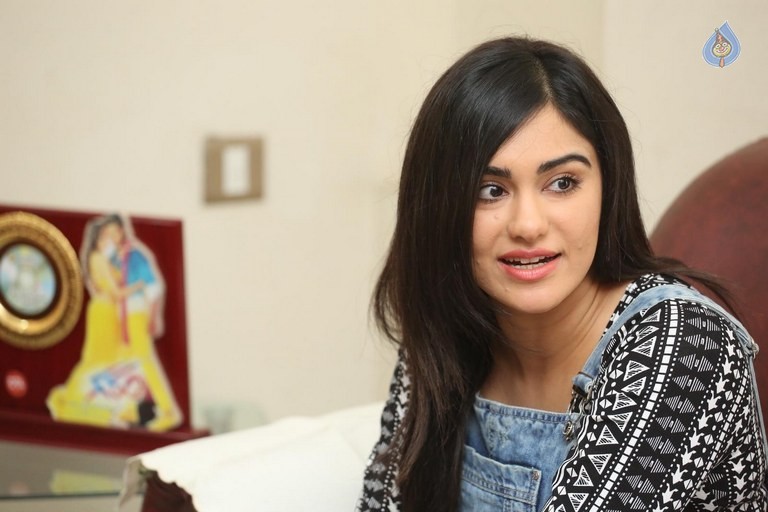 Adah Sharma Latest Photos - 4 / 21 photos