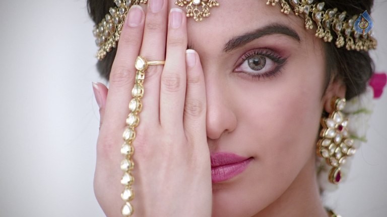 Adah Sharma Latest Photos - 31 / 42 photos