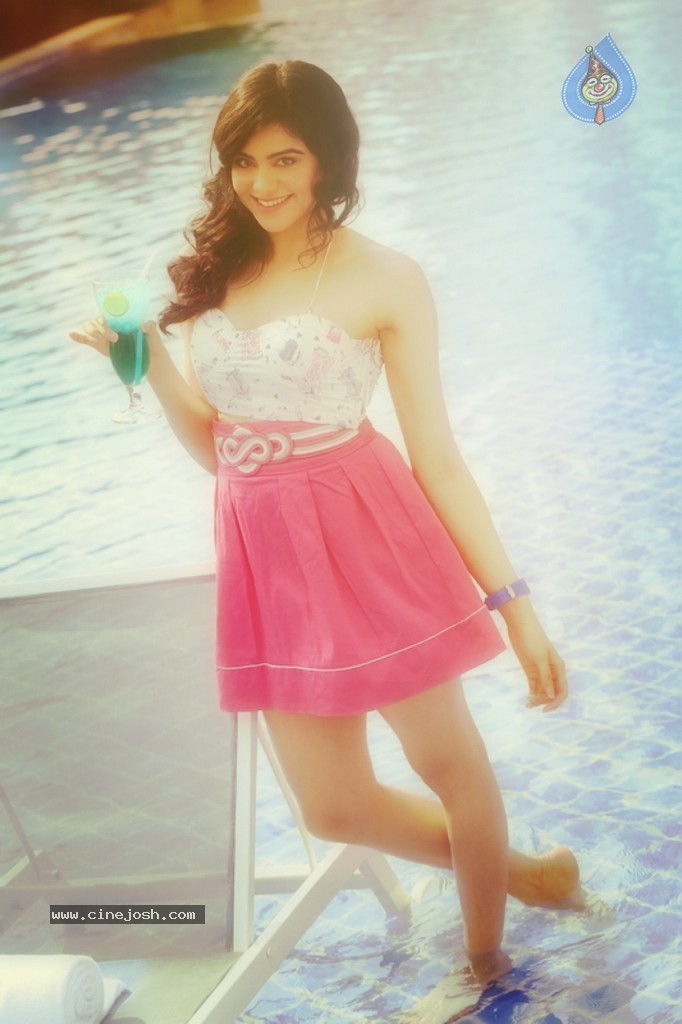 Adah Sharma Latest Photos - 10 / 16 photos