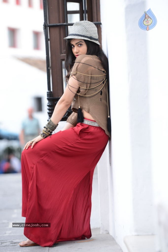 Adah Sharma Latest Stills - 42 / 46 photos
