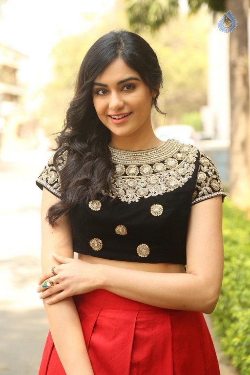 Adah Sharma New Gallery - 17 / 42 photos