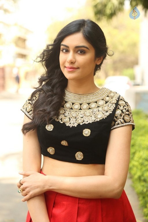 Adah Sharma New Gallery - 30 / 42 photos
