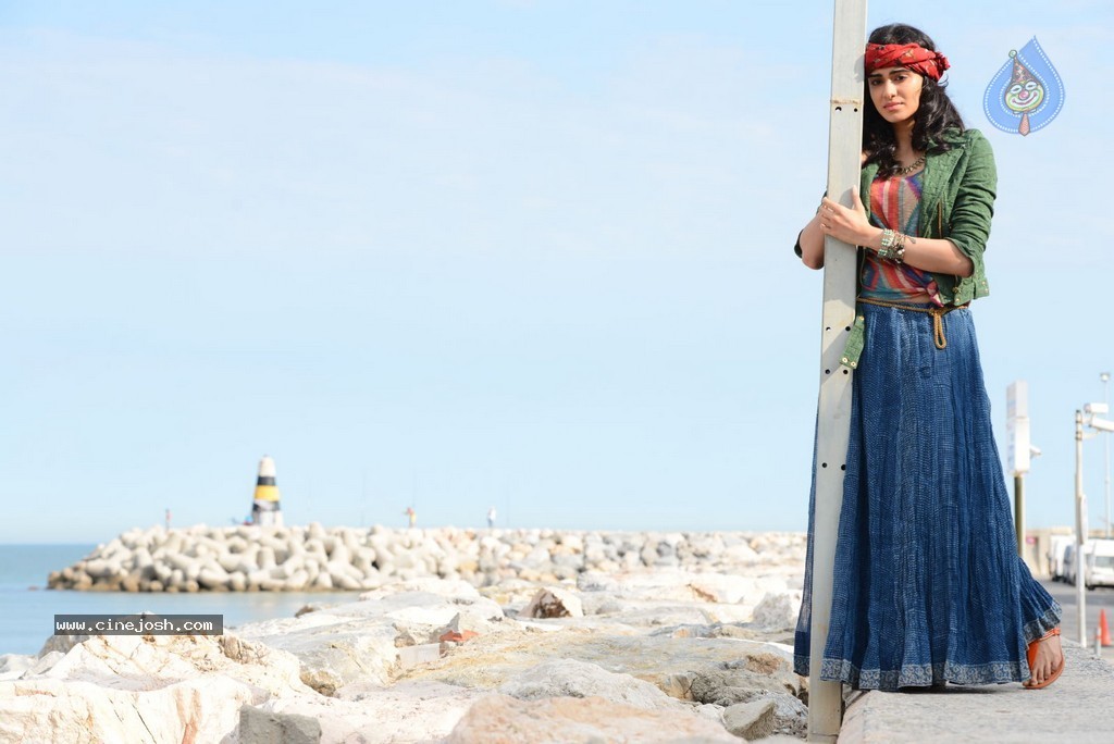 Adah Sharma New Photos - 24 / 83 photos