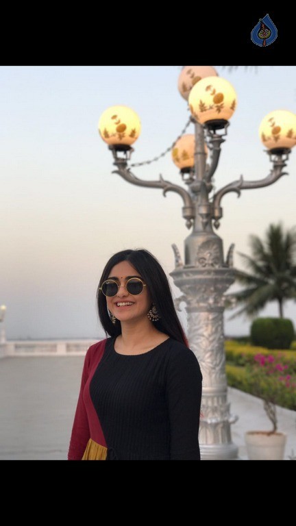 Adah Sharma New Pics - 9 / 12 photos
