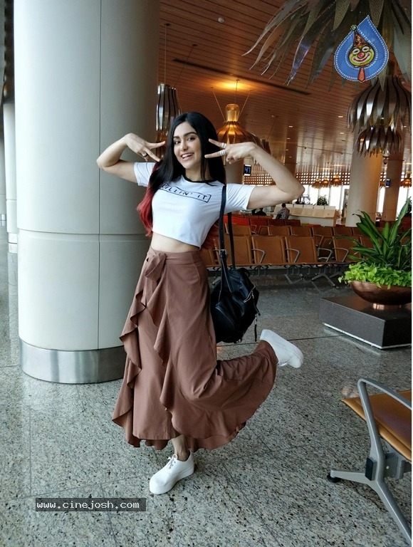 Adah Sharma New Stills - 4 / 6 photos