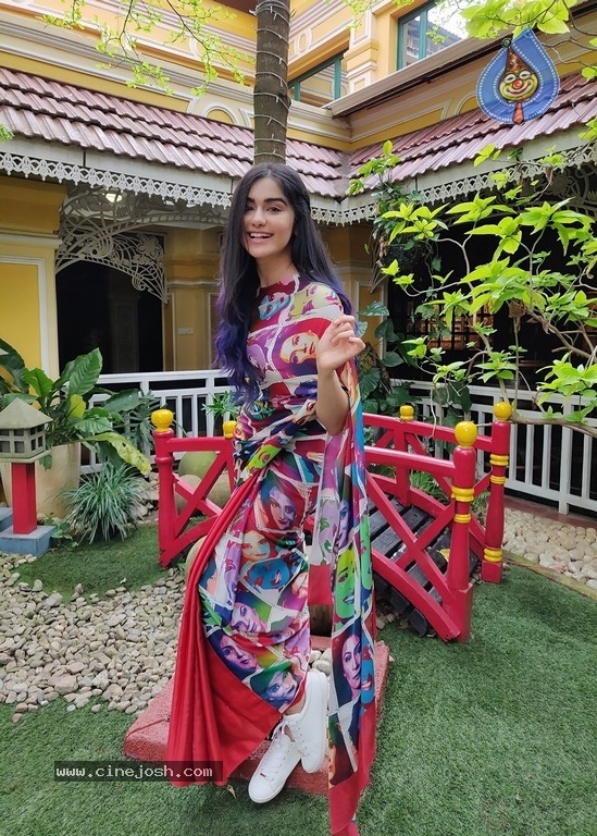 Adah Sharma Photos - 1 / 7 photos