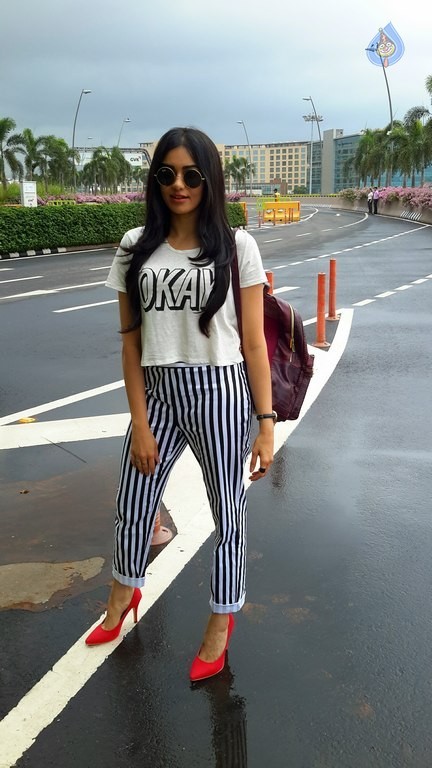 Adah Sharma Photos - 6 / 7 photos