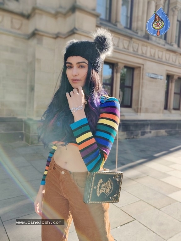 Adah Sharma Photos - 1 / 4 photos