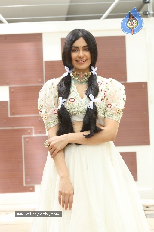 Adah Sharma Photos - 6 / 21 photos