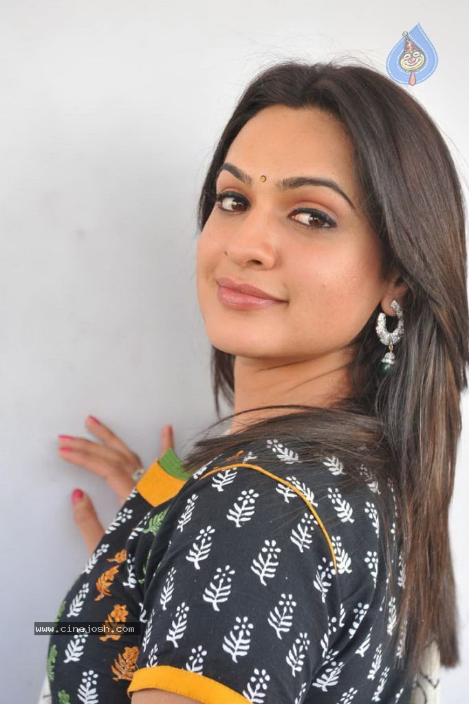 Aditi Agarwal Latest Stills - 7 / 58 photos