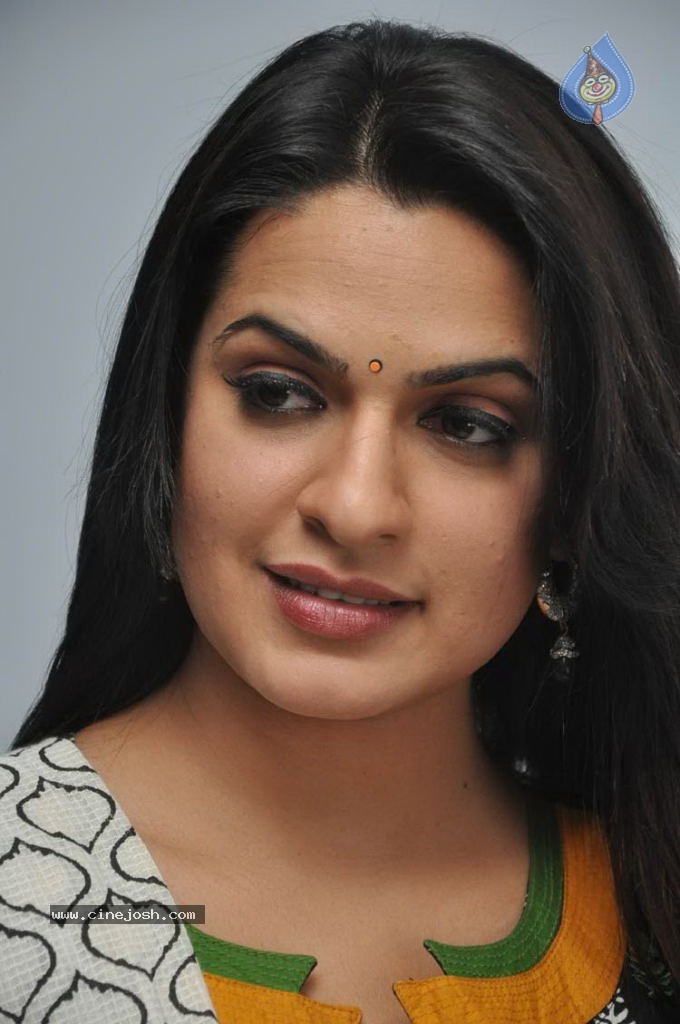 Aditi Agarwal Latest Stills - 54 / 58 photos