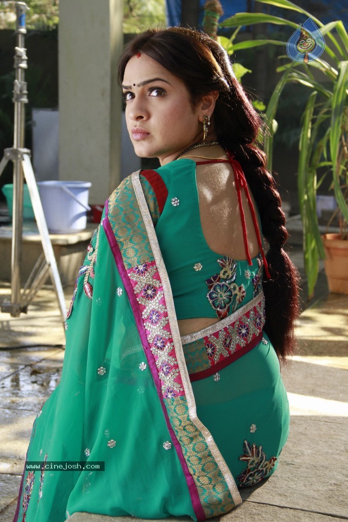 Aditi Agarwal New Stills - 25 / 58 photos