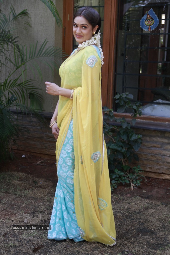 Aditi Agarwal New Stills - 29 / 58 photos