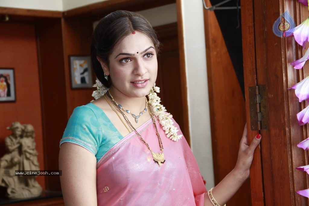 Aditi Agarwal New Stills - 35 / 58 photos