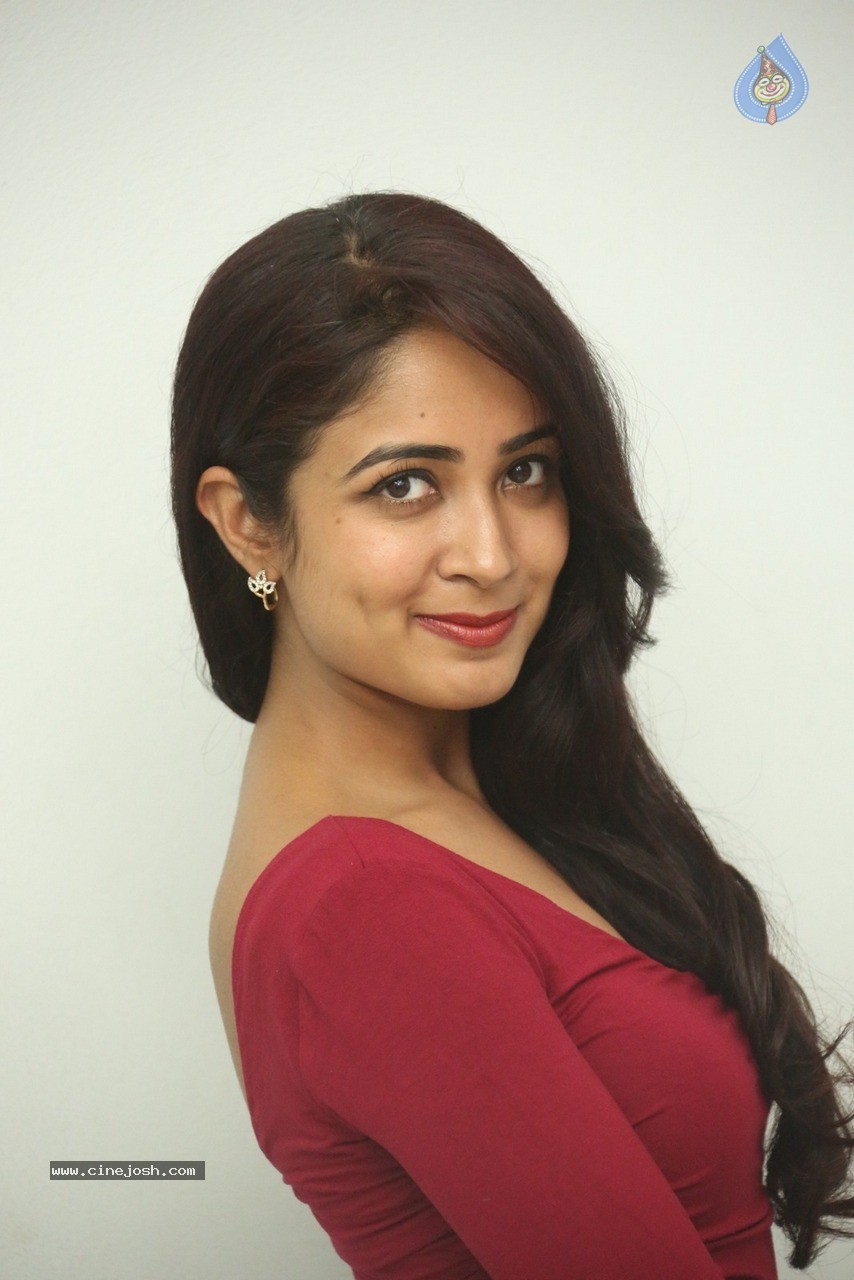 Aditi Chengappa Latest Photos - 6 / 60 photos