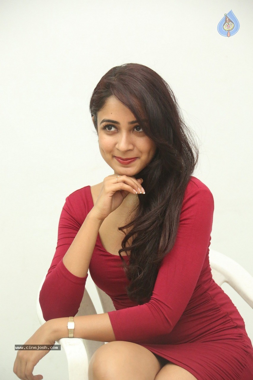 Aditi Chengappa Latest Photos - 19 / 60 photos